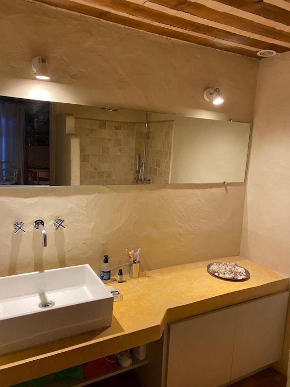 In Gordes, Facing The Entire Luberon Park A Beautiful 5 Bedrooms House 外观 照片