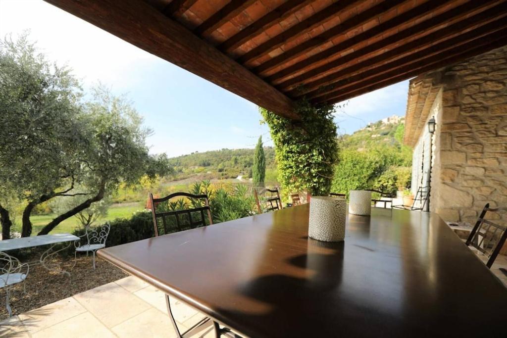 In Gordes, Facing The Entire Luberon Park A Beautiful 5 Bedrooms House 外观 照片