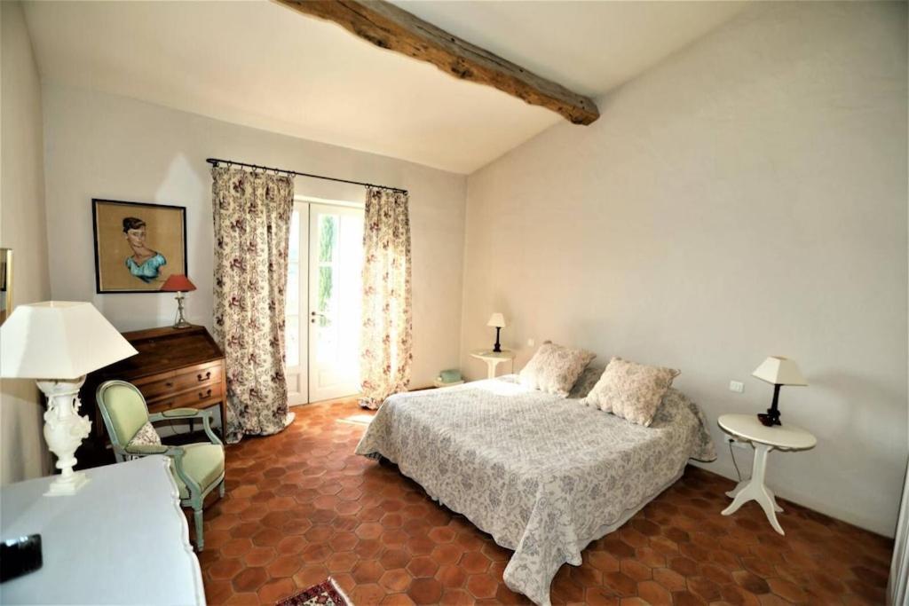 In Gordes, Facing The Entire Luberon Park A Beautiful 5 Bedrooms House 外观 照片
